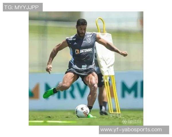 米内罗竞技庆祝胡尔克500球里程碑展现球队团结与荣耀