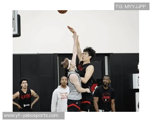 乐福19分钟出手12次杨瀚森或将借鉴其风格积极投篮 乐福19分钟出手12次杨瀚森或将借鉴其风格积极投篮